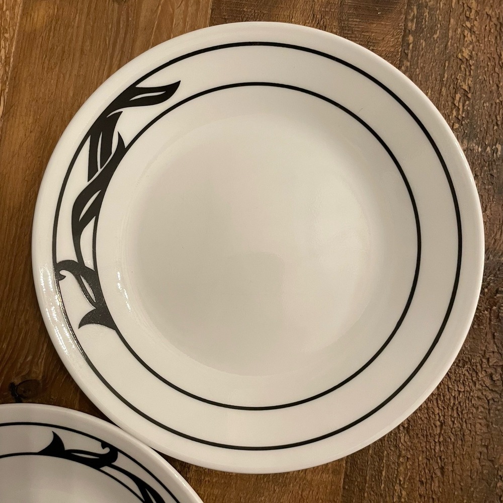 2 Vintage Corning CORELLE Lyrics Black 6.75" Bread & Butter Plates Vitrelle 90s